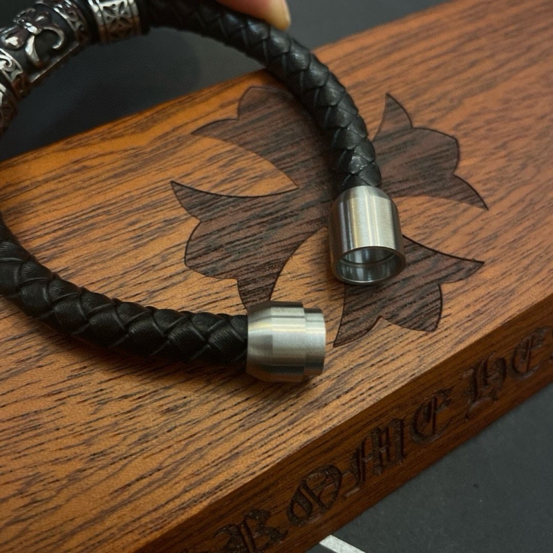 Ch*0me He**ts bracelets